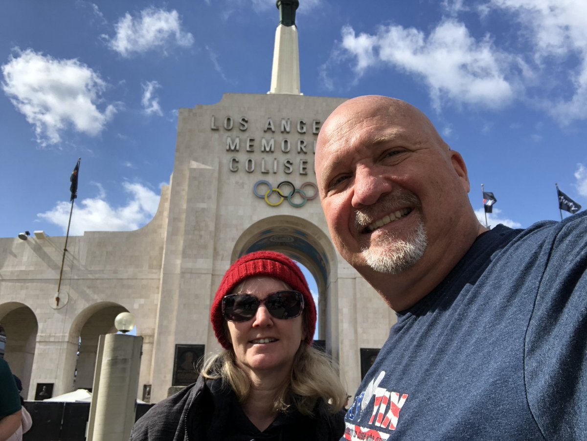 Just_Ask_Paul's tweet photo. NASCAR Busch Light Clash! #NASCAR2023 #theclash #racing #lacoliseum #NASCAR #nascarracing #NASCARCupSeries #infieldnation #BuschLightClash #nascarclash #thankyouvettix #vettix #freetickets https://t.co/6hVUjtVoxL