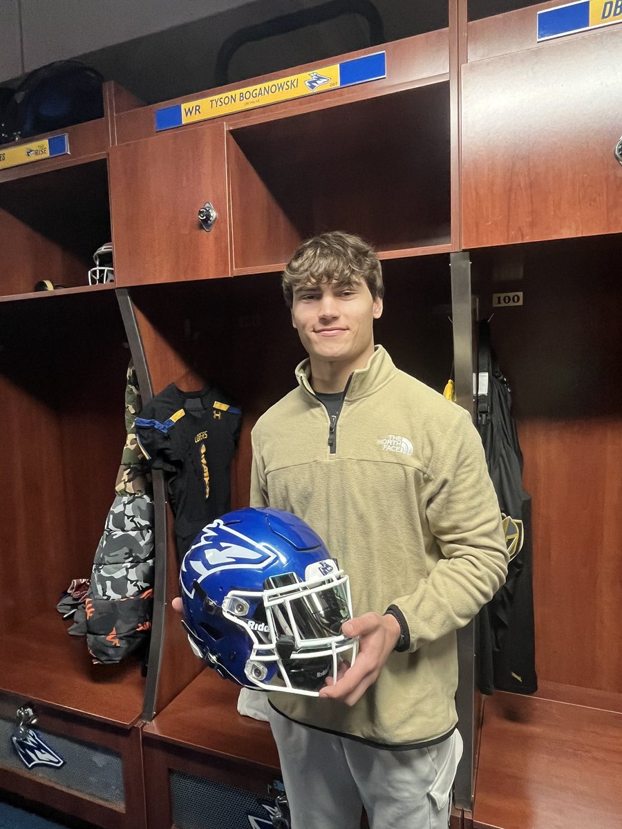 Committed! Thankful to everyone that has helped me in the process. <a href="/UNK_Football/">UNK Football</a> <a href="/CoachRHeld/">Ryan Held</a> <a href="/Pick6_Lee/">Eric Lee</a> <a href="/GHSDragonFB/">Gretna High Football</a>