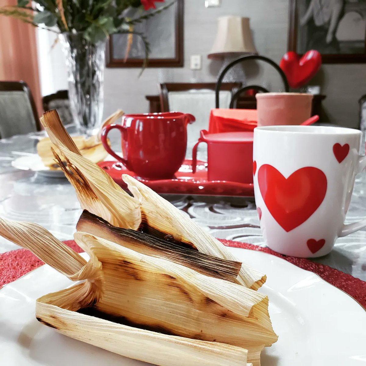lozanohector's tweet photo. #AmorYPaz
#HeyHeyHeyRiseUp
#DulceHuéspedDelAlma
Convivir en #armonía con #planeación & #pasión
"Al prepararme para la batalla, siempre he descubierto q los planes son inservible…
… pero la #planeación es indispensable"
#AdaptArte
#InspirArte
#EnLaVidaYEnLaCancha
#AbrazoDeGol https://t.co/ZBoV0SO6wv