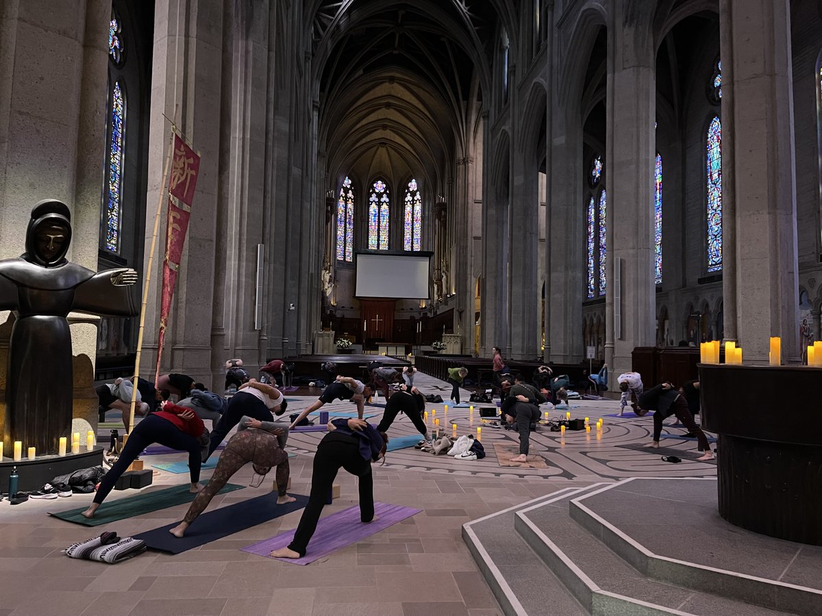 labyrinth_yoga's tweet photo. Yoga on the Labyrinth at Grace Cathedral every Tuesday at 6:15 PM  and select Saturdays  at 9 am  Feb 11, 25  and Mar 11, 25! Practice with our expert instructors accompanied to live music. 
Reservation link on our website.  

https://t.co/GP8L5YoN0Y https://t.co/WOhItPyTR0