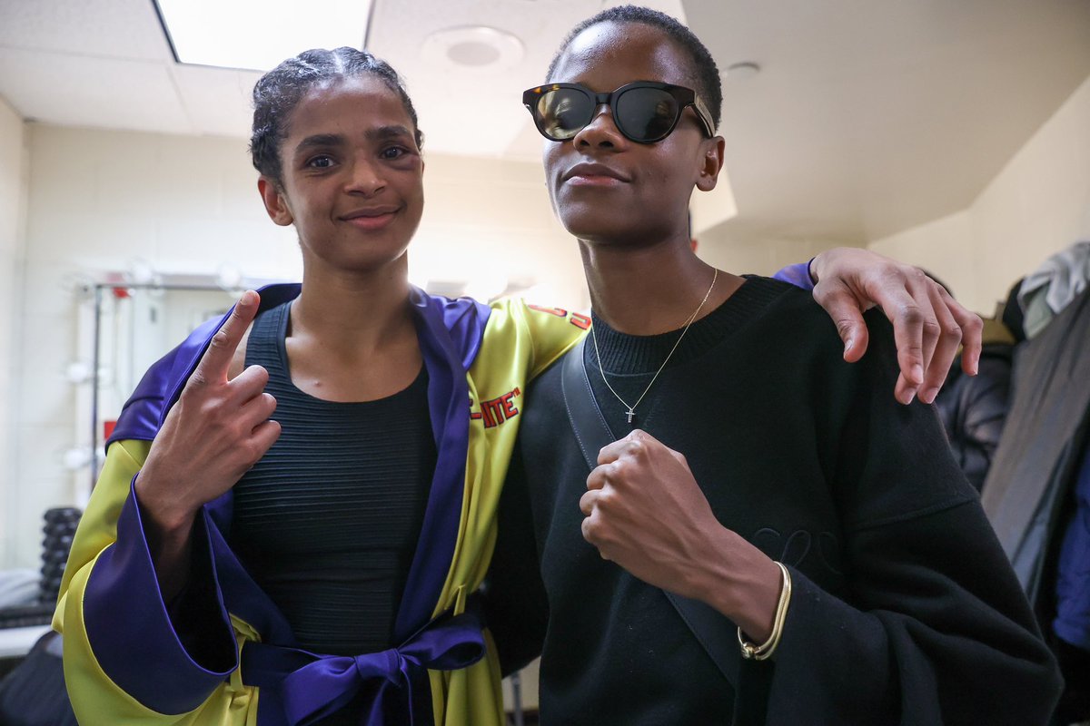 melina_pizano's tweet photo. Ramla Ali fight night versus Avril Mathie
π· @melina_pizano/ @MatchroomBoxing @DAZNBoxing @ramlaali #letitiawright #boxing #alimathie #serranocruz #canon https://t.co/H9eWYyC8g5