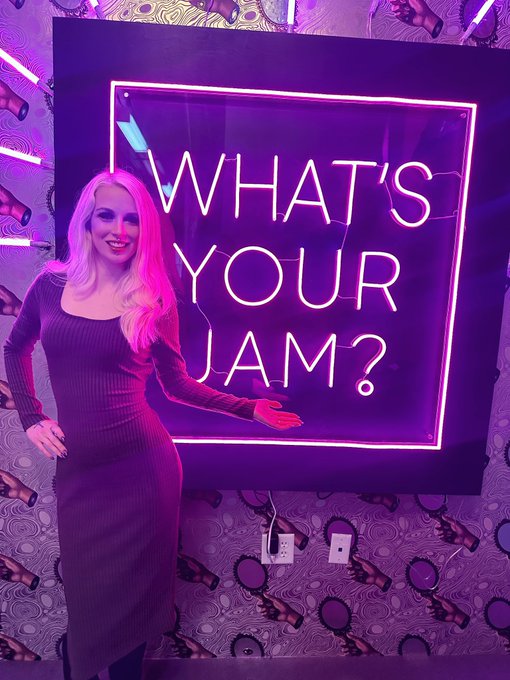 TW Pornstars - Jessa Rose🌹ATX. Pictures and videos from Twitter.