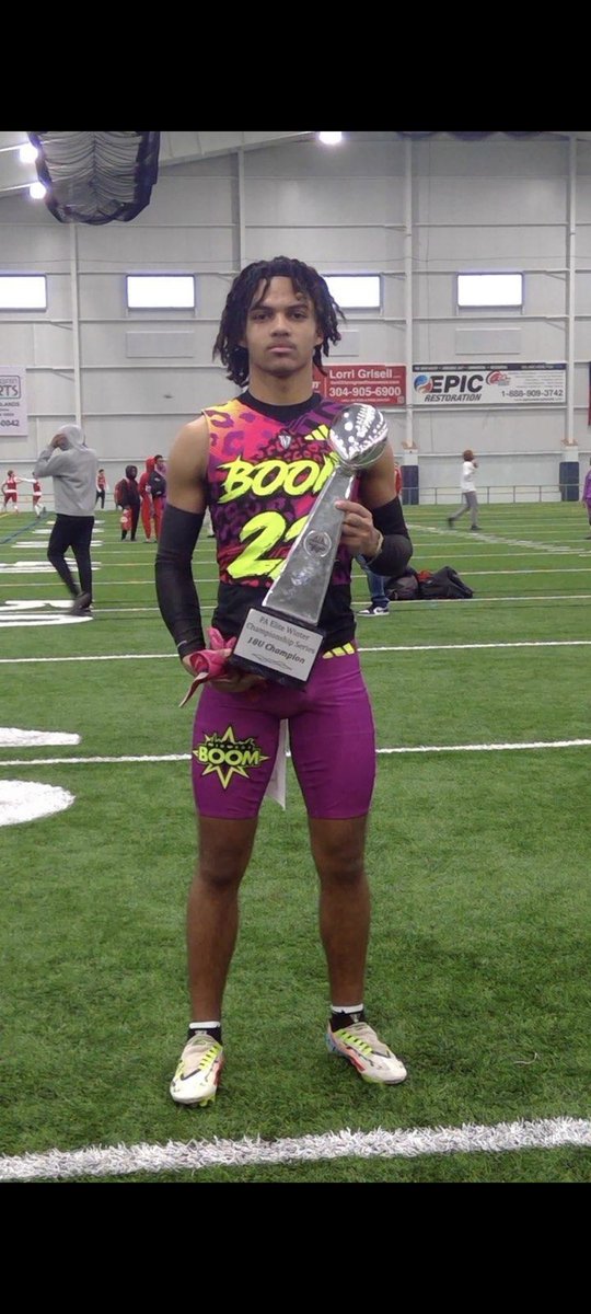 Hono_Football's tweet photo. We are so excited to be having 2 @Hononegah Football players playing for @MidwestBOOM national team. 1st tournament and their 1st trophy. Way to go @estin30 and @IsaiahHoui!!!
#hononegahfootball #hononegah https://t.co/n5t8JeTA9W