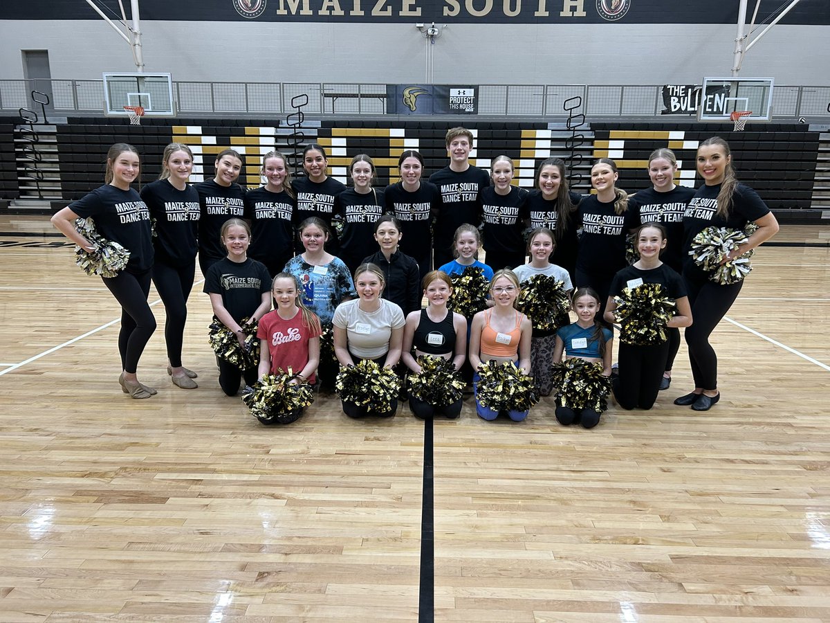 We had a great night with our Junior Mavs Dancers! We can’t wait to perform with them on Tuesday! 🤩