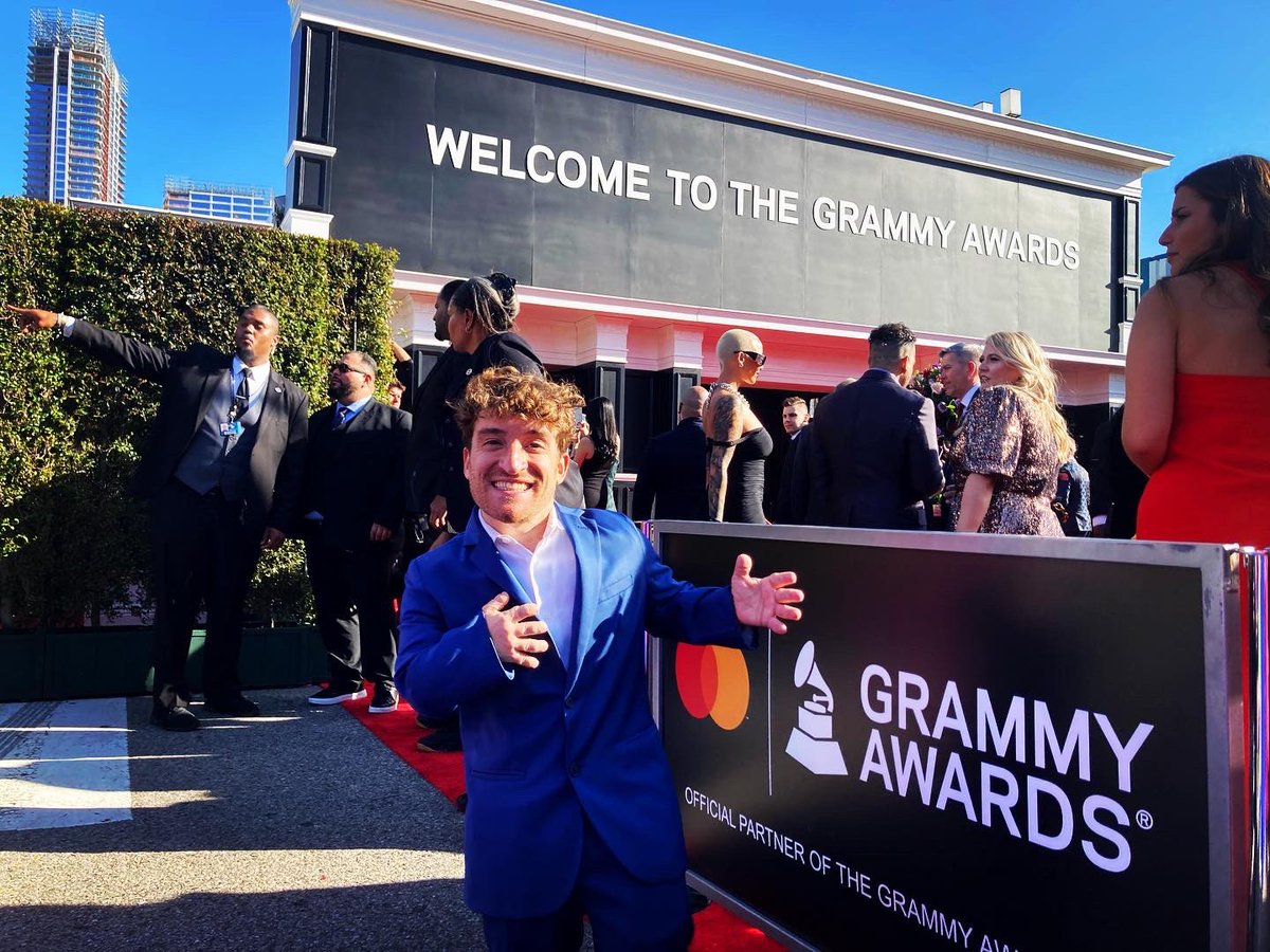 I’m about to go in to the #GRAMMYs thank you @lachimusic and @rampdup for having me!