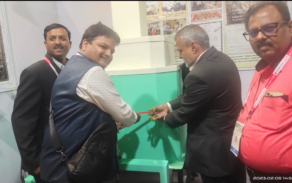 ChanakyaBhaskar's tweet photo. LOUNCHED / INAUGURATION
a WASTE PLASTIC PRODUCT MACHINE  (WPPM Technology) in PLASTINDIA-2023 Exhibition by  MR. JAYESHJI RAMBHIA (TREASURER , PLASTINDIA FOUNDATION )as on 05 JAN 2023 .
In this event also available  MR. ARUNJI LOHRI  and Plastindia-2023 exhibition Visitors. https://t.co/yH6JY9yESr