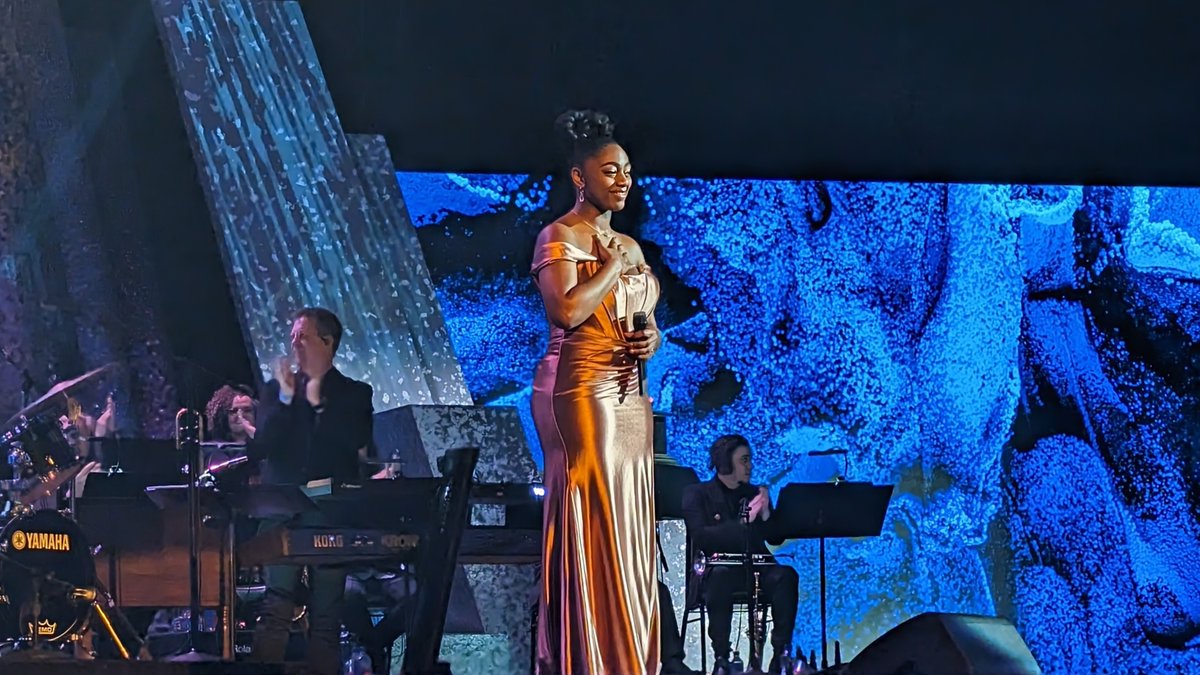 If you don’t love jazz yet, let us introduce you to 
@samarajoy99 🎶 #GRAMMYs <a href="/GooglePixel_US/">Google Pixel</a>