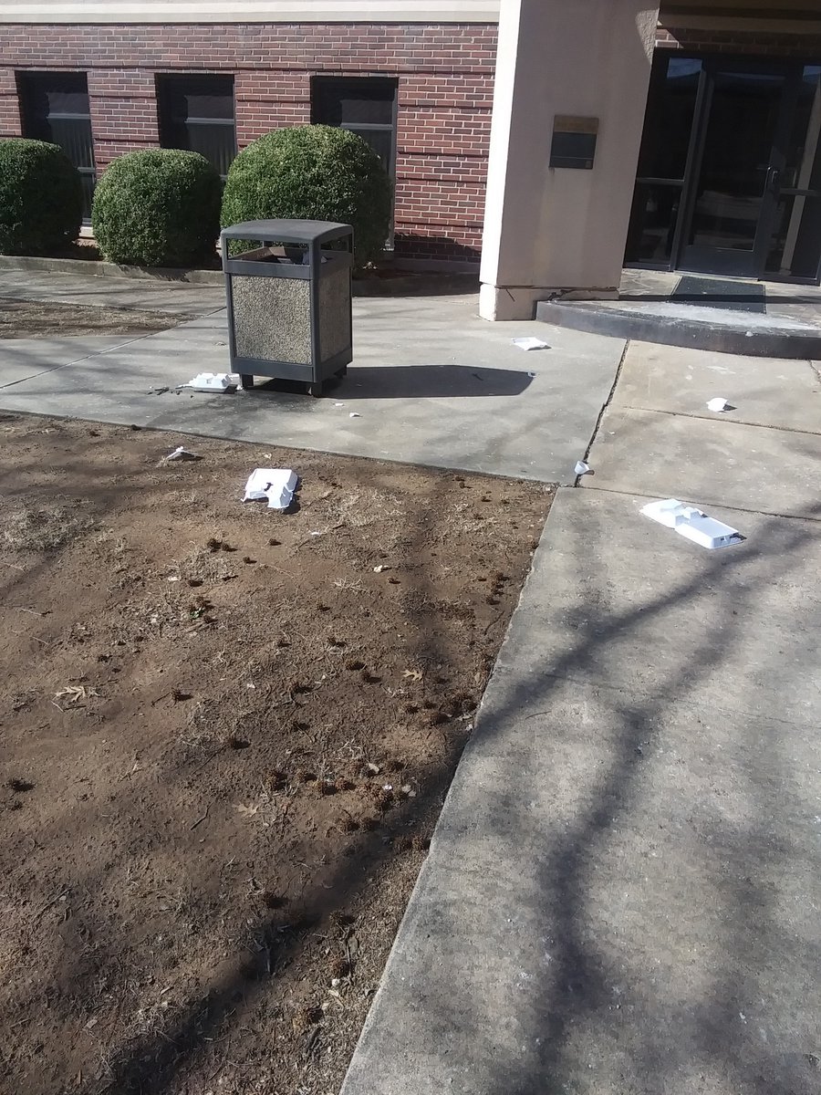 MSCFEEDME's tweet photo. If there is a good reason all of these to-go containers are being left all over campus (these were taken Sunday morning), Dining Services would love to hear it. Otherwise, considering not offering to-go anymore unless this situation improves. https://t.co/iuPTtH8ofI
