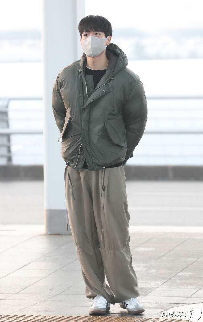 jukjaepic's tweet photo. 230206 #Junpi ICN Airport Press Photo
#์คํผ #Jun_P
#์ค์คํ https://t.co/WYUv5Uhgep