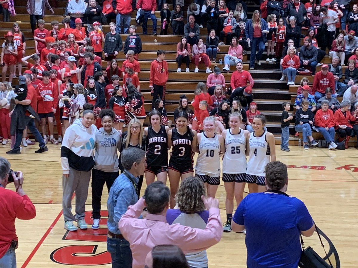 deelite502's tweet photo. Congrats to Ava Wheeler and 
Kelis Dansby on making the All-Sectional Team. Now just wait until you see these 2 team up this spring and Summer. #Movie #DanaEvansElite @KelisDansby #Ava @Danaaakianaaa @FOCUS_Bball @TheCoach_AB @CoachRobMac @Iron_502 https://t.co/VaOVgOrTfp