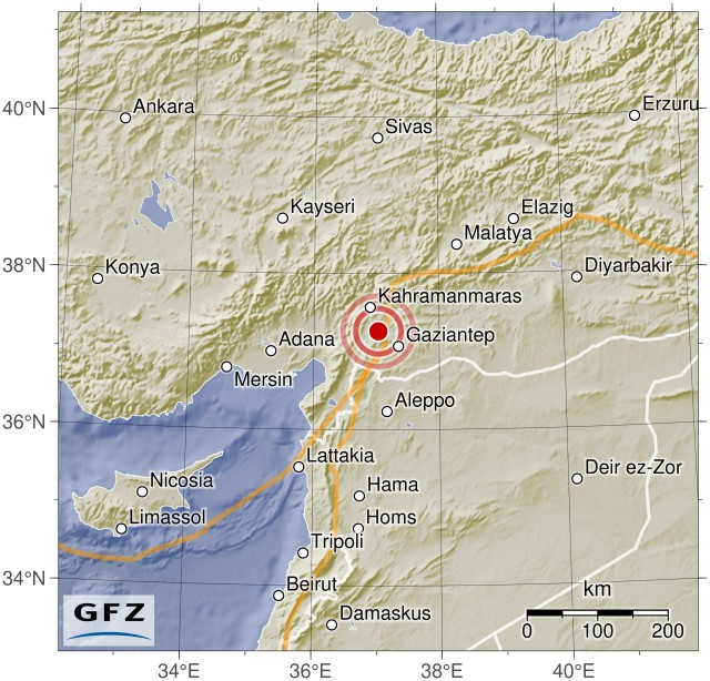 earthquakevt's tweet photo. A major #earthquake (#deprem) shakes Central #Turkey (#Türkiye 🇹🇷). M7.8 preliminary. More info soon...
Felt in #Turkey, #Syria, #Cyprus, #Greece, #Lebanon, #Israel and others countries... 
#EQVT,#زلزال,#σεισμός,#רעידת_אדמה,#seismós,#sismo,#seísmo,#temblor,#terremoto. https://t.co/Gz3jm6d7Wx