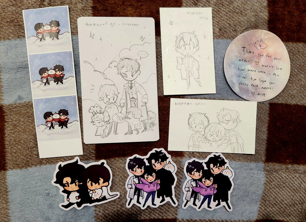 _Mairelle's tweet photo. [The incarnations @sodacandies , @boneshards , and @_Mairelle have received a package from @miyabau !] ✨ Thank you Miya for all the cute extras! We love everything we received!! 💖 I'm still crying at all the cute sketches 😭💕 I had to feature them in all the ORV spreads heheh~ https://t.co/S2A5jmKXds