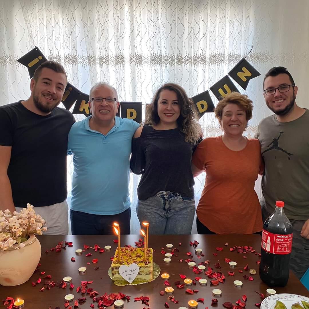 Özlem Demürezen tweet media