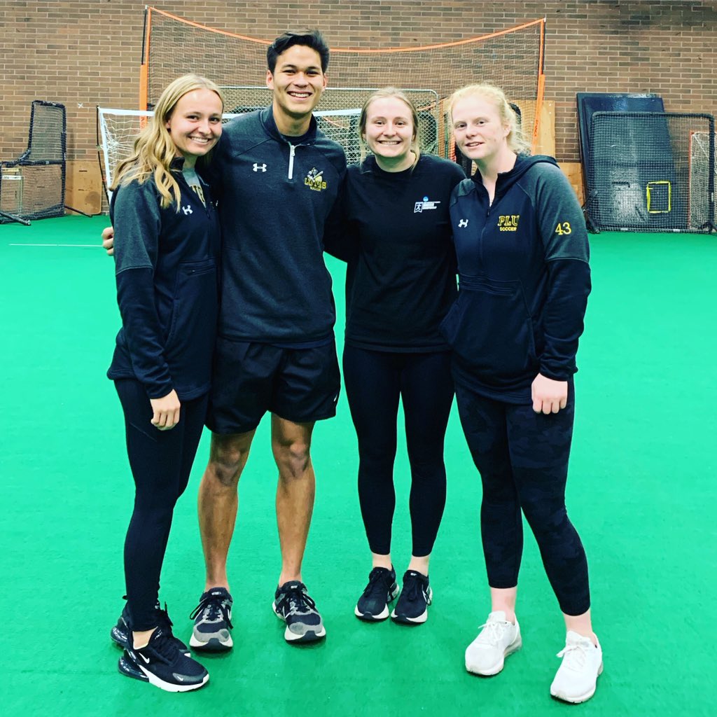 PLU_WSoc's tweet image. Shoutout to these rockstars for their work today at the @golutes Free Clinic for National Girls and Women in Sports ⚽️ Day!

Thank you Megs, Nick, Ella, and Sam! Appreciate your effort on behalf of @PLU_WSoc and @PLU_MensSoccer!

Go Lutes!
#returnready