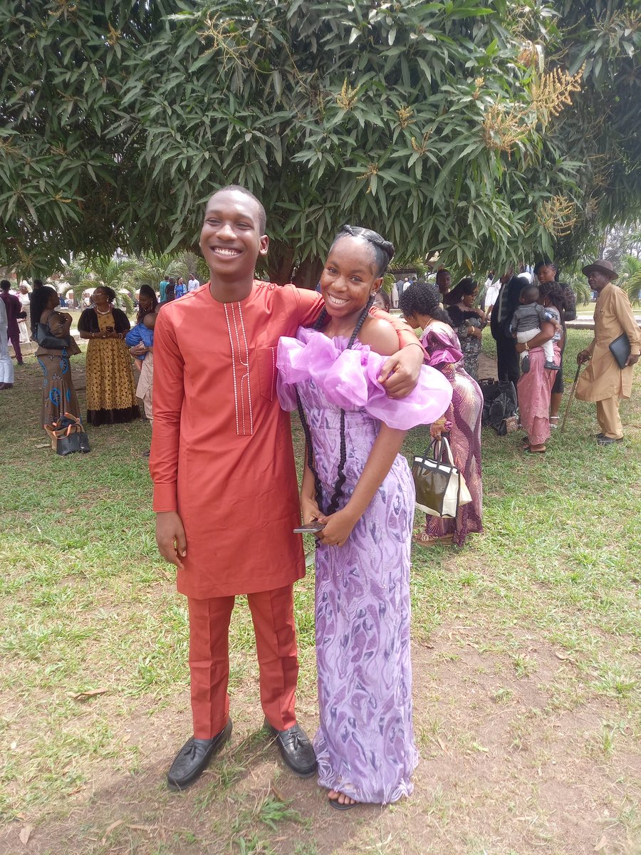rotelchristian's tweet image. CA'23 Jehovah's United family. My lil sis and her friend got baptised y'all 😍😍❤#snippets #moretocome