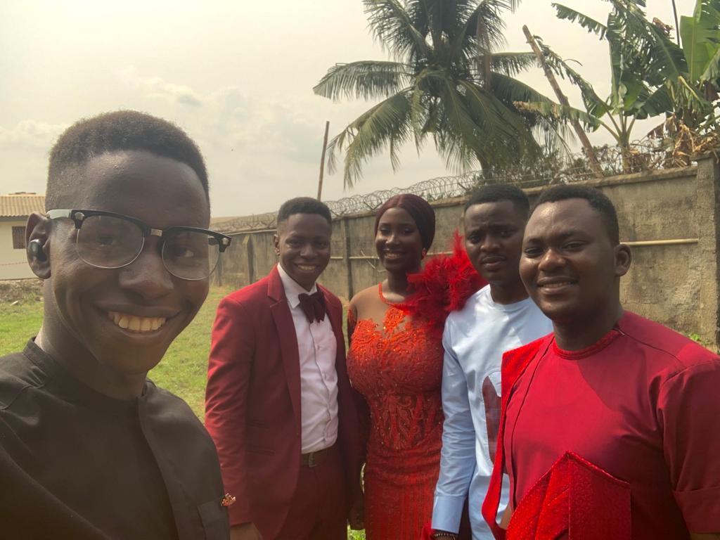 rotelchristian's tweet image. CA'23 Jehovah's United family. My lil sis and her friend got baptised y'all 😍😍❤#snippets #moretocome