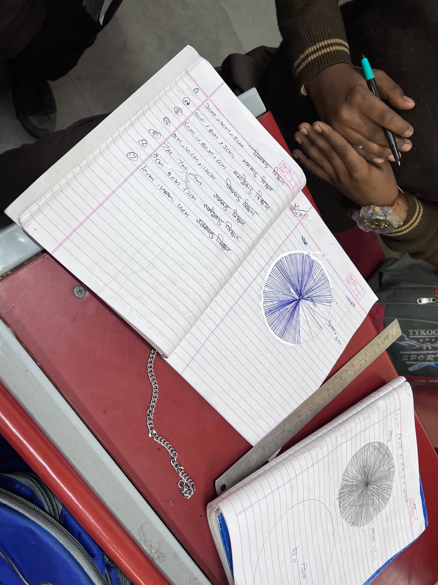 mukeshjain73's tweet photo. #Math 
#exploration 
Out of the box by inside the box thinking
#INFINITE 
Radii in a circle……
Class VI
#gbssspunjabibagh
@LetsTalkEdun 
@RdjkTdc 
@EkpreetKaur4 
@JYOTIRAWAT_21 https://t.co/twkqfZEE3f