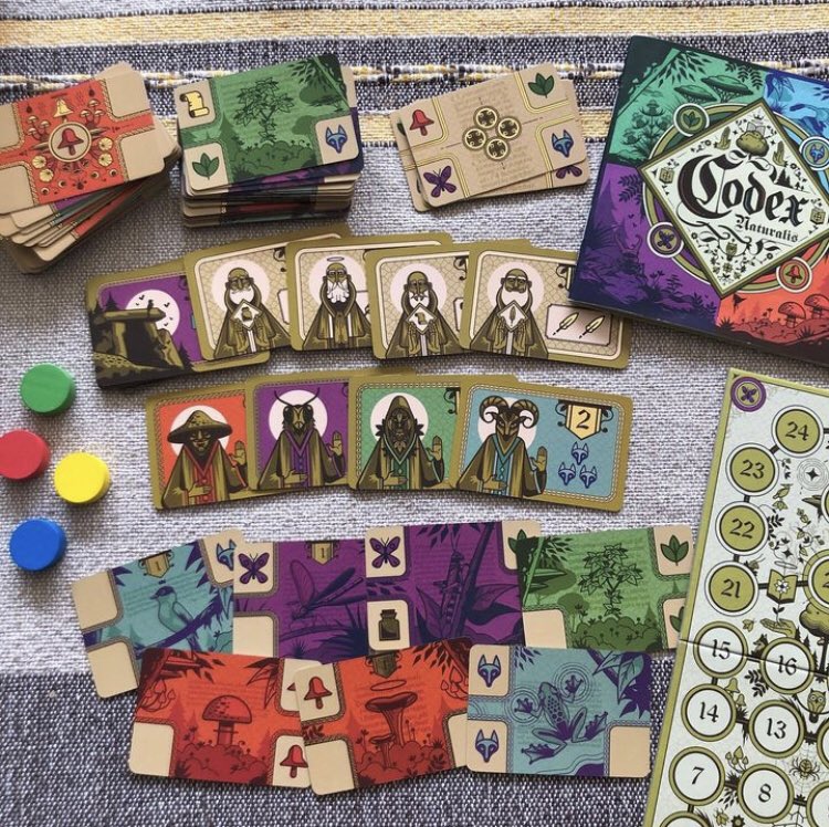 ErnestoPC's tweet photo. Se me fue tomar foto del despliegue final de los códices que formamos pero quiero dejar testimonio de que hoy jugué mi primera partida de #codexnaturalis 😬

No solamente es una belleza; es realmente un juego muy entretenido. ✨👍🏽✨ https://t.co/tNmqkyVE0i