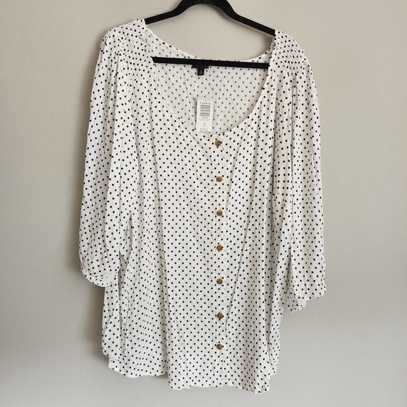 posherbritt's tweet photo. So good I had to share! Check out all the items I'm loving on @Poshmarkapp #poshmark #fashion #style #shopmycloset #zara #torrid: https://t.co/tb8M5gaDO7 https://t.co/Bo01Oebzha