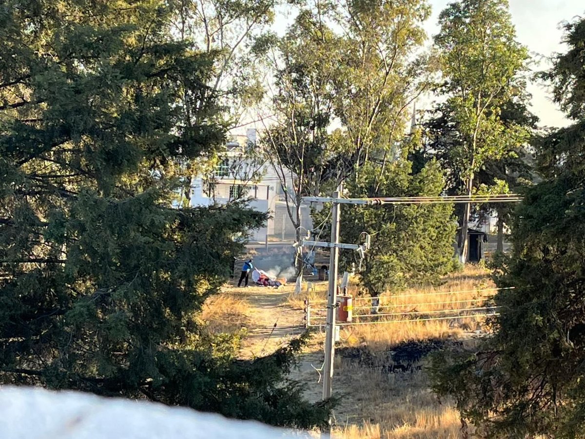 CamachoCesarC's tweet photo. #GolpeanAEstudiantes pedimos seguridad para los estudiantes de la casa del estudiante que hoy se vieron intimidados por la violencia que se vive en Tlaxcala y todo el país; pedimos la intervención de @LorenaCuellar @_JorgeCorichi https://t.co/D30ZpSWLfL