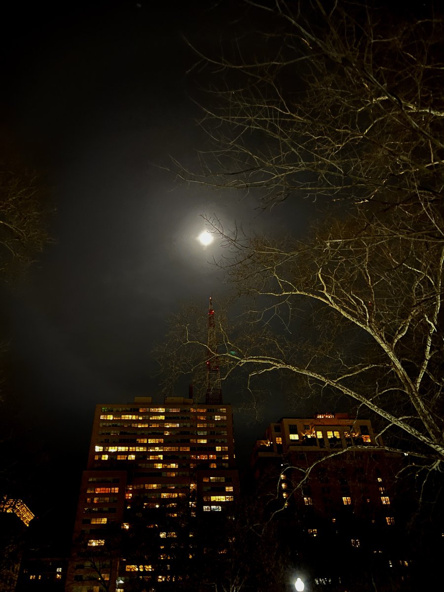Full moon over #Rittenhousesquare