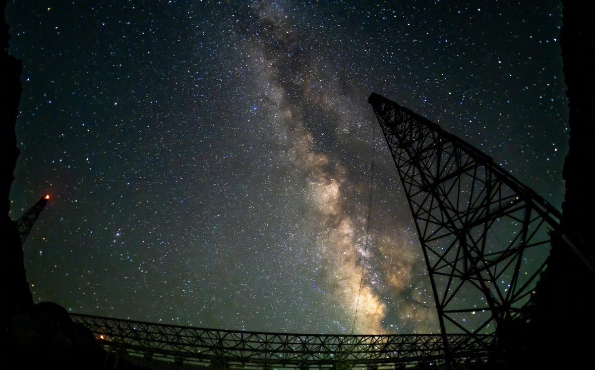 DiscoverGuizhou's tweet image. Promising future for exploring #gravitationalwaves! 
A total of 740 pulsars were observed by #ChinaSkyEye, or #Fast, proving possibilities to discover a particular kind of pulsar to test the existence of gravitational waves , thus verifying #Einstein's theory of relativity.