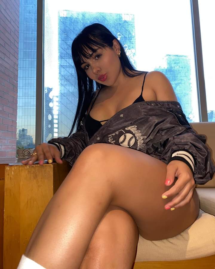 HandChrysler's tweet image. #Michelle 🌹💓🌹