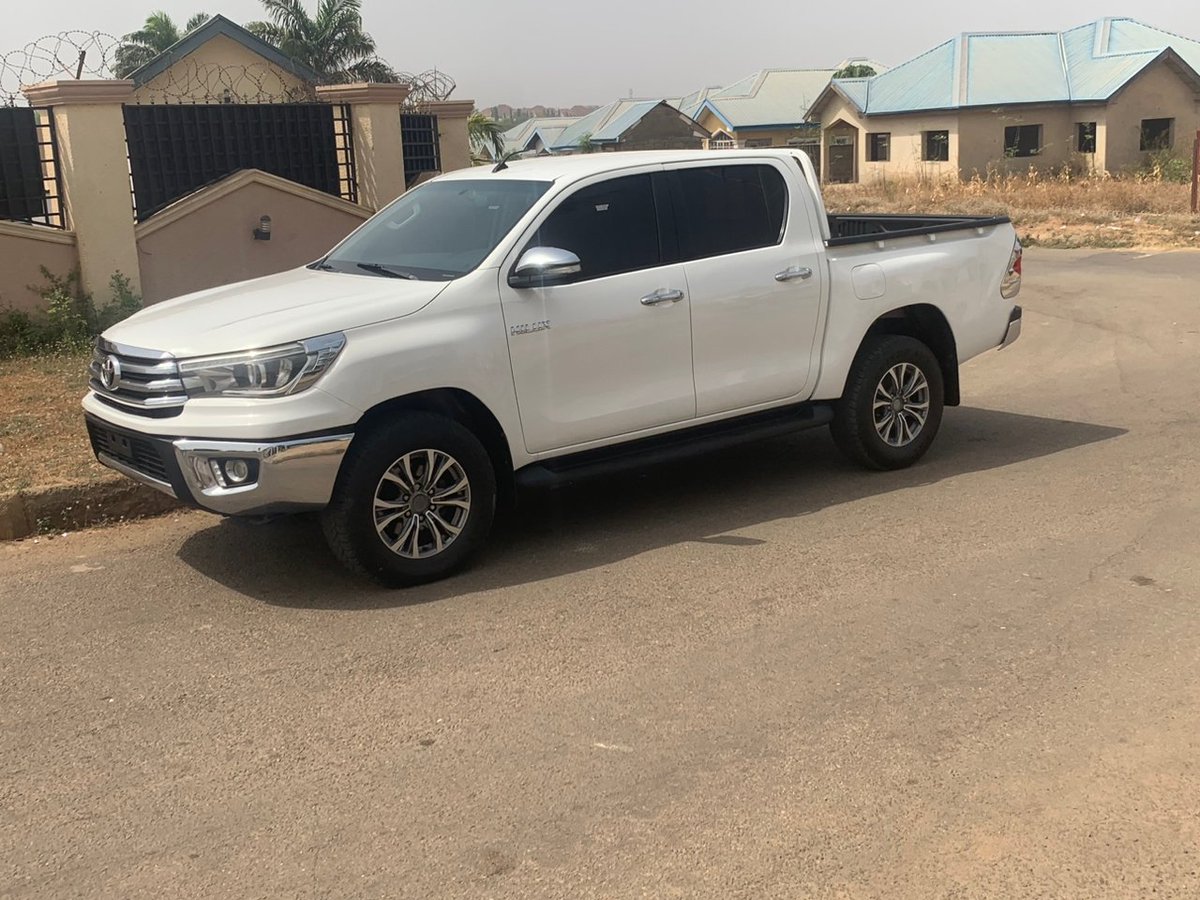 Avant_gardeauto's tweet photo. Toyota Hilux (Auto)
Location: Abuja 
Year: 2020
Price: 24m
☎️: 07013000001

#AbujaTwitterCommunity #Avantgardeautos #G63 #Toyota #Hilux  #Auto #cars #Nigeria #business #Men #woman #Abuja #Lagos  #Deals https://t.co/T9srki9fBs