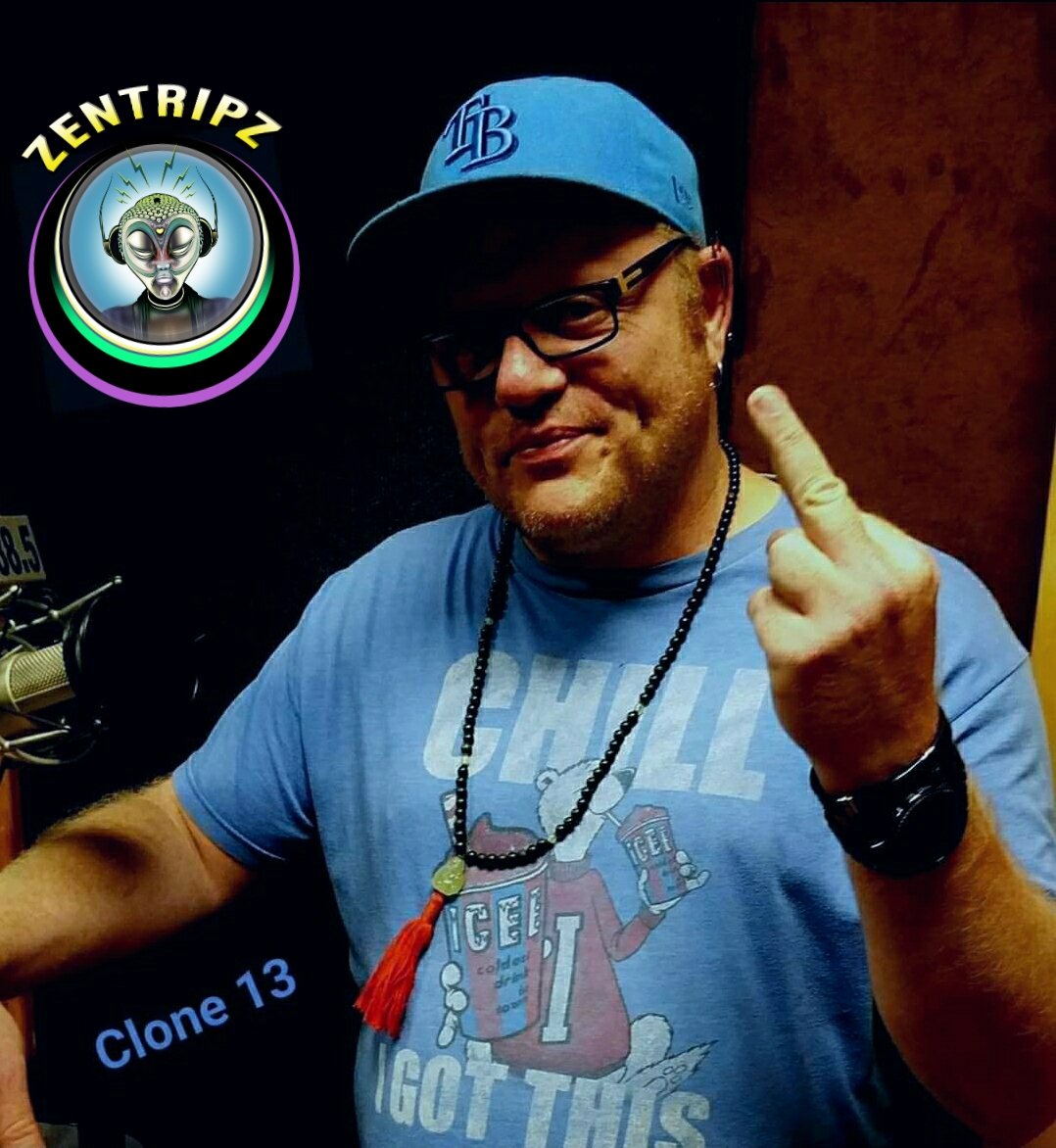 ZentripZ's tweet photo. Good times and great memories on zentripz 

#house #trance #dnb #breaks #trap #jungle #lofi #hifi #triphop #mixes #liveset #dj #radio https://t.co/dxvrTdjTqw