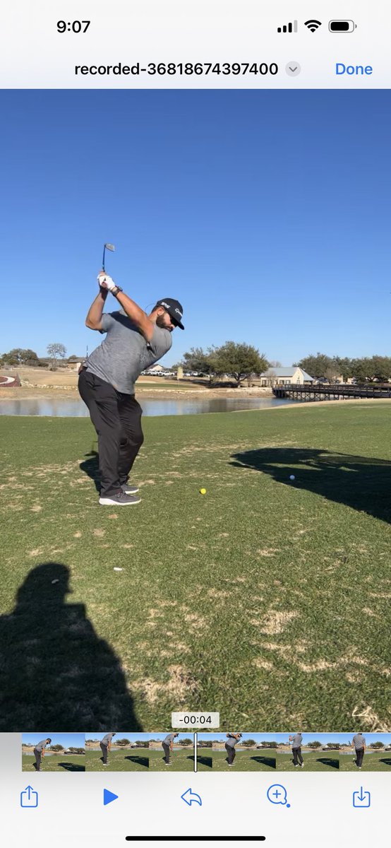 MarkMadden26's tweet photo. Pretty sure l hit a fish in the head with my ball 🐟🏌️⛳️ https://t.co/KEGd9oPrP2