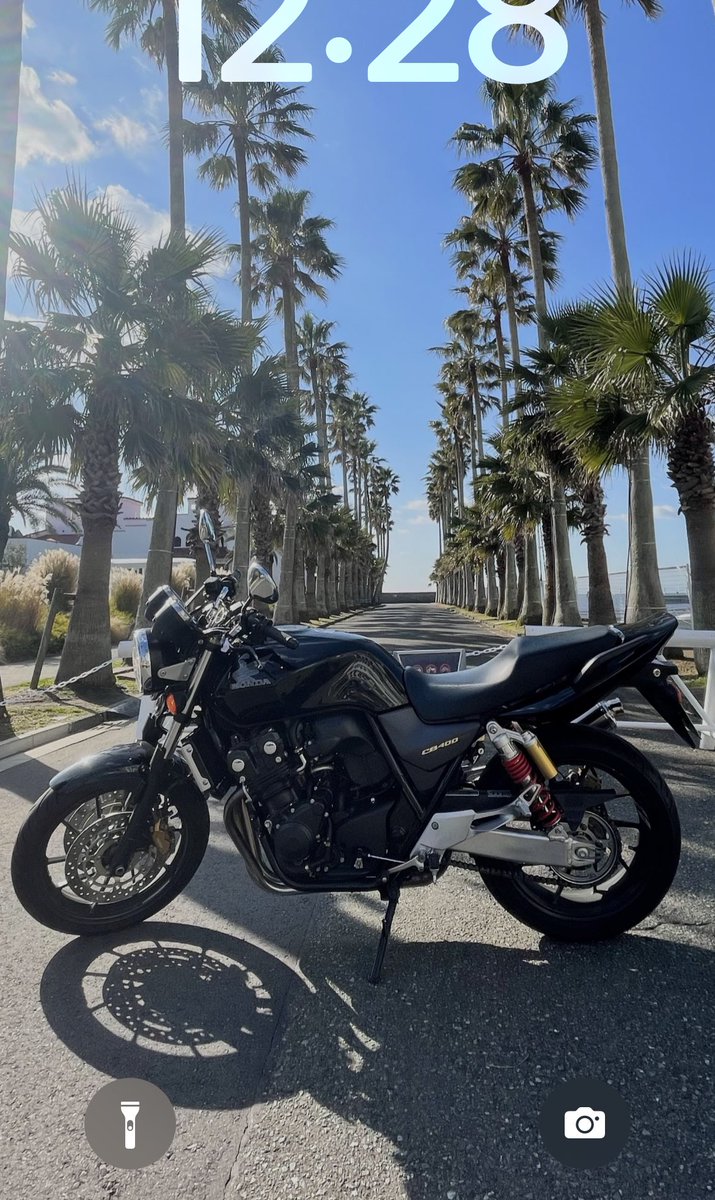 024tsujii's tweet photo. #ご覧になった方は無言でバイク待受画像を上げましょう https://t.co/5fDIrhtBBF