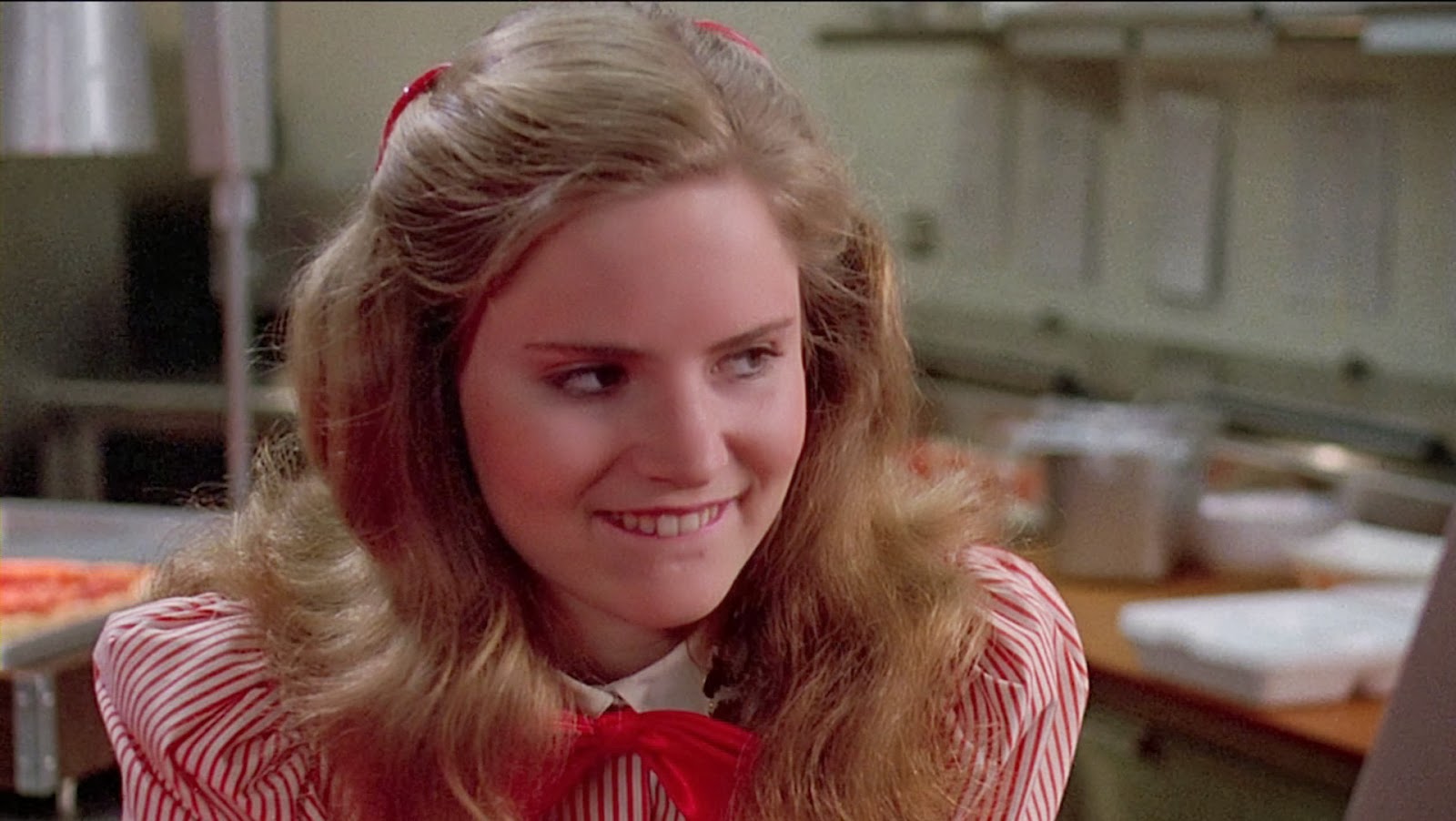 Happy Birthday, Jennifer Jason Leigh! 