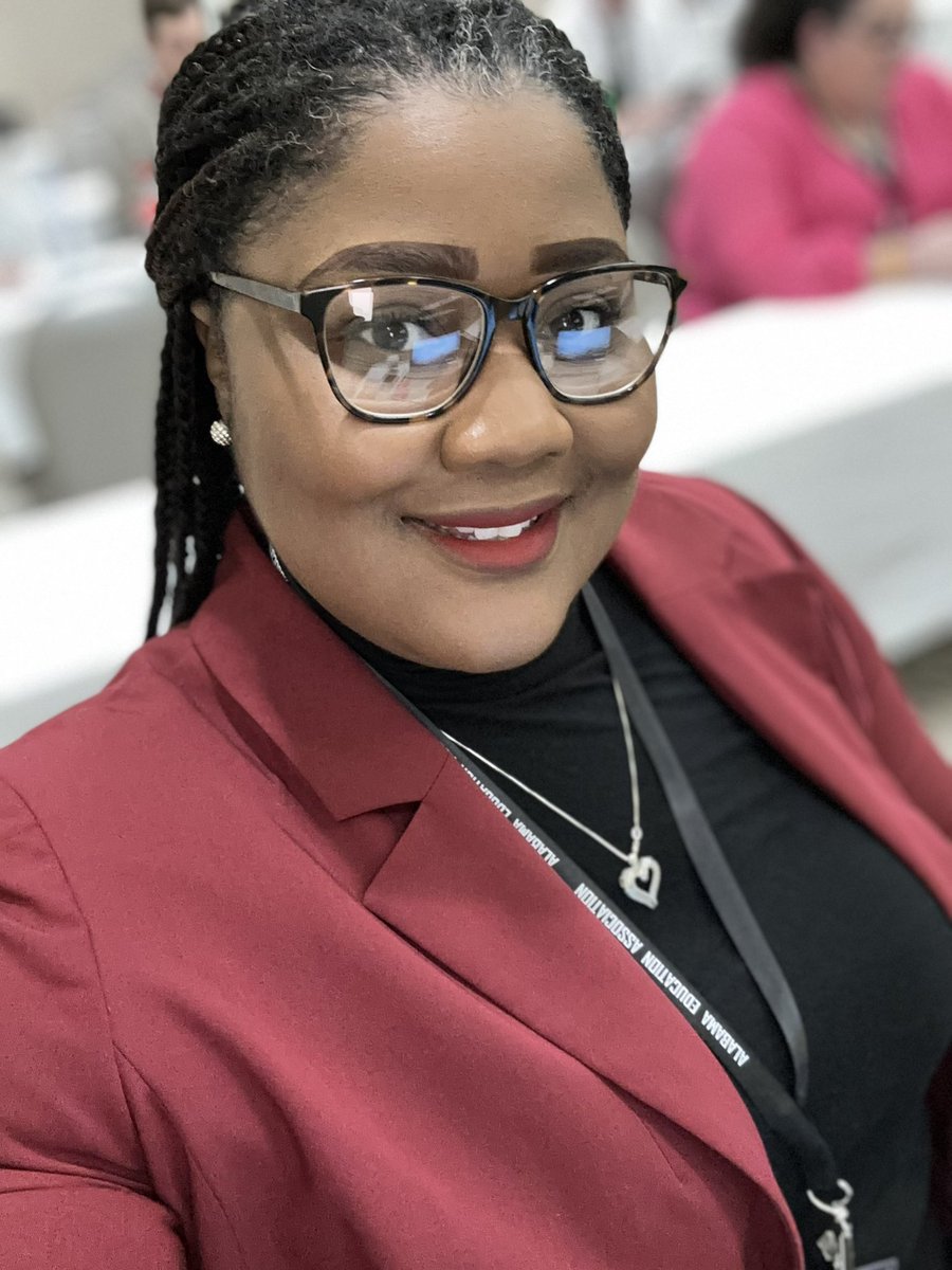 _BrittanyWJ's tweet photo. The AEA Administrator Conference was everything I needed to reaffirm that I’m on the right track! It was a great space for me to grow as a first year principal!! I really enjoyed every session I attended! @myAEA #Culture #Climate #Leadership #PrincipalJohnson https://t.co/0xZGdJpkfS