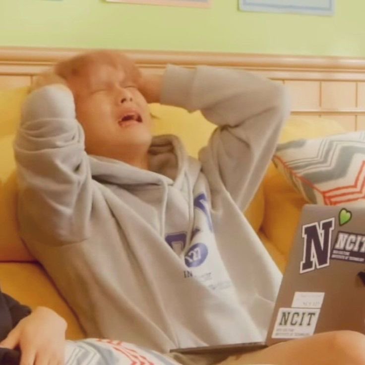 Medyo makulimlim, wala akong payong ☹️