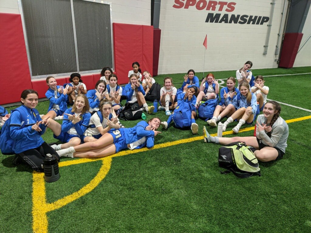 CoachJohnBena's tweet photo. An amazing day at Spire for the 2009 girls as well, getting a pair of #dubs! Sorry I missed it, but can’t wait to hear all about it! Amazing job ladies! #HowNotWho https://t.co/8onMkM7ziy