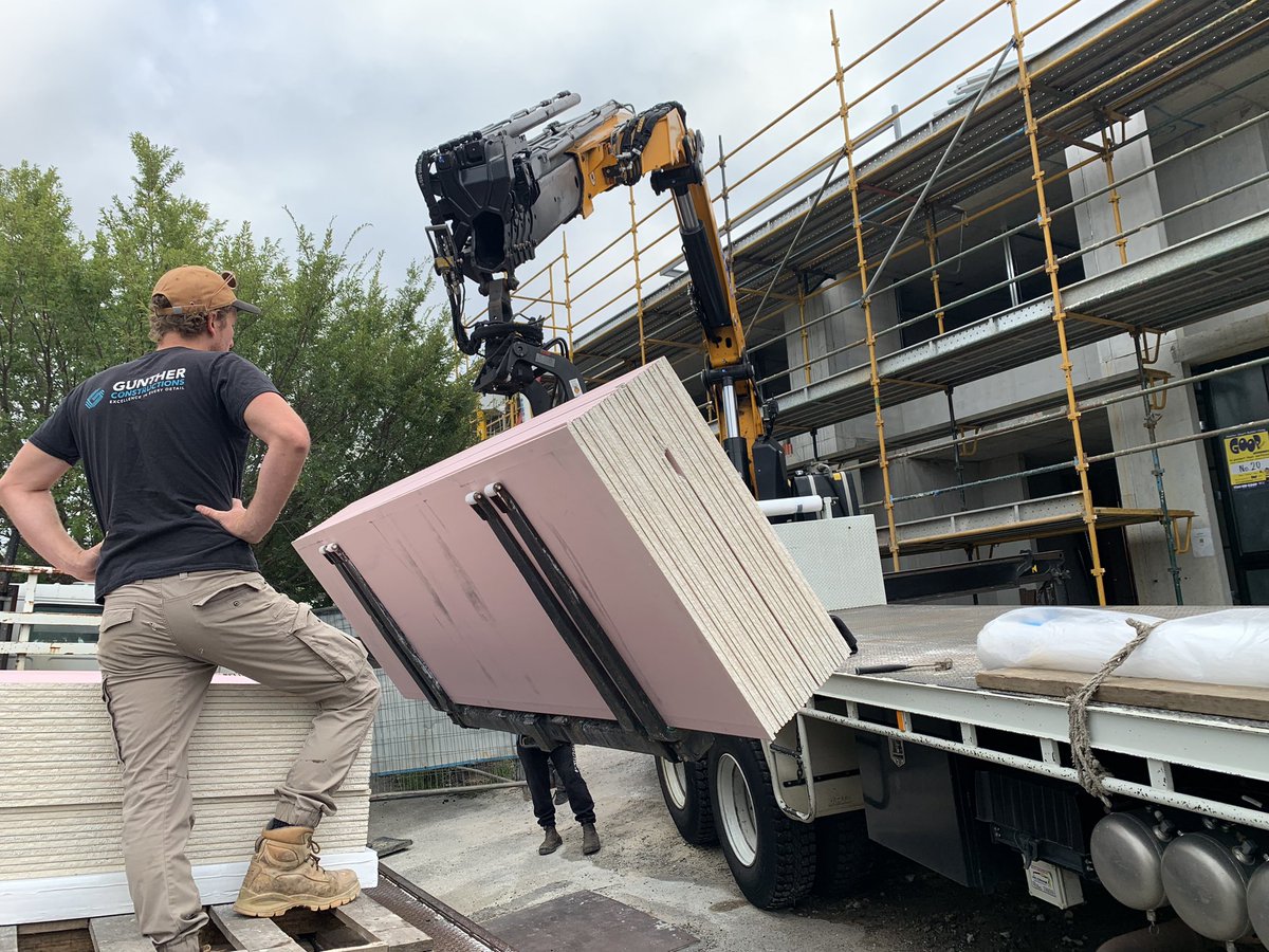 CleanPlaster's tweet photo. Fire plaster going to the top floor at the Brighton apartments.

#luxuryapartments 
#cleanplaster #distinctlydifferent #melbourne #plaster #squareset #brightonproject #cleanplasterbrighton #builder #design  #awci #awardwinningplasterers #victoria #awcivic #turningplasterintowow https://t.co/oqOd6dUPyt