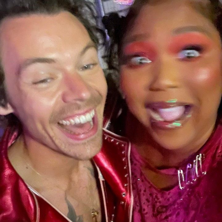 satelliterrie's tweet photo. GRAMMY WINNING BEST FRIENDS https://t.co/NxPGq3Pr3Q