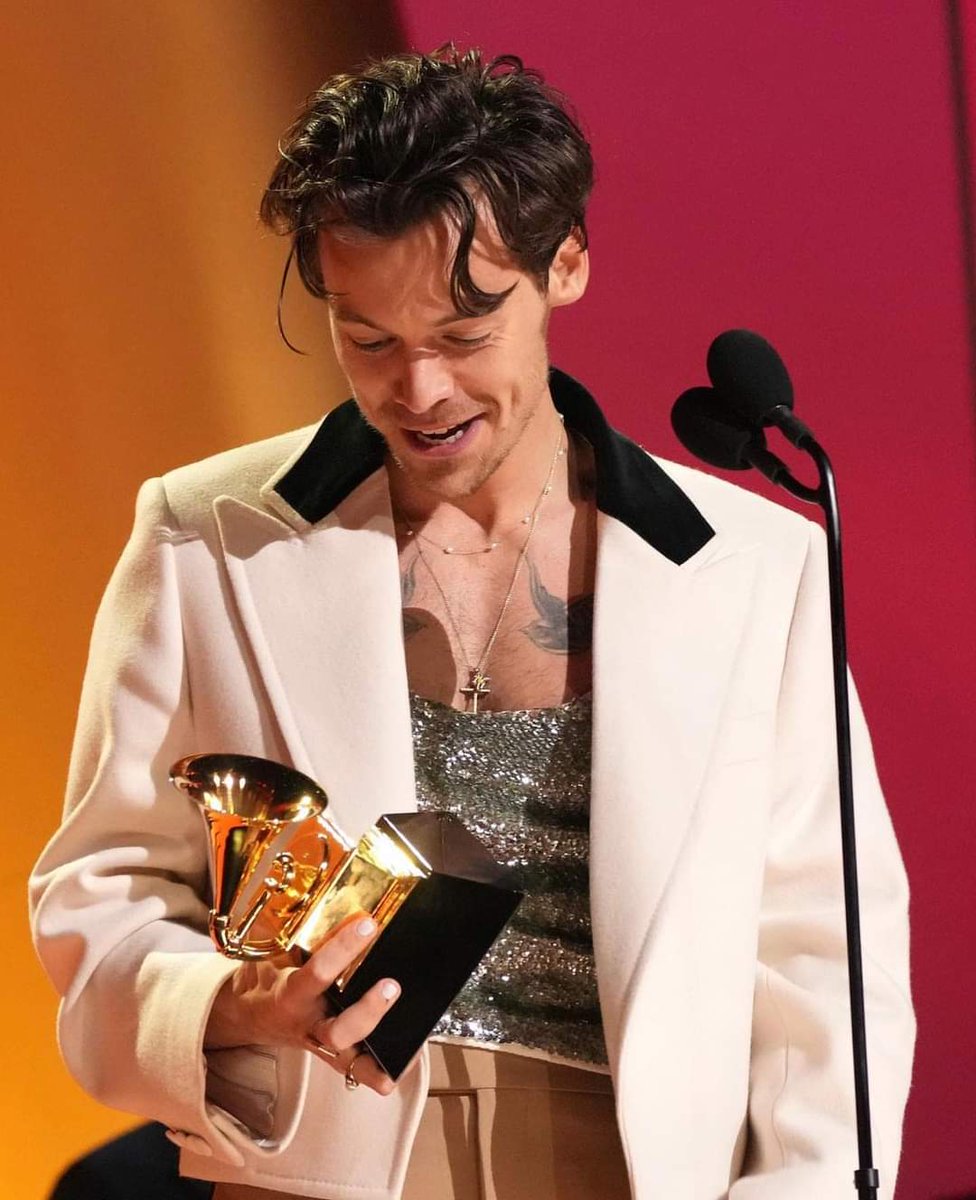 1Dcommunitybd's tweet photo. Congratulations @Harry_Styles on wining "Best Album of the Year" and "Best Pop Album of the year" at Grammy's 2023.

#HarryStyles https://t.co/ecuMZRG4PV