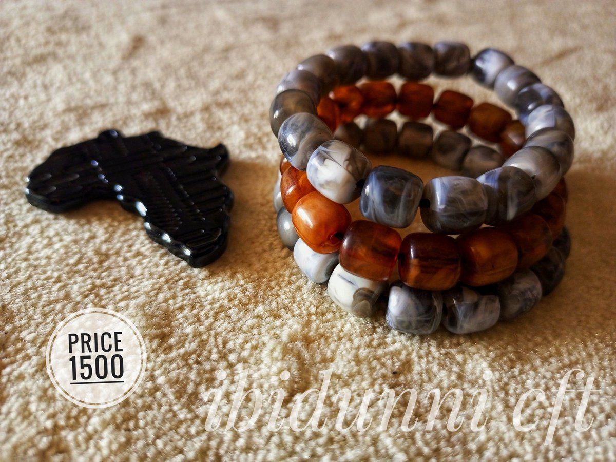 omidan_mitade's tweet photo. All bracelet available as seen
With price attached 
Dm to order

#abkvendor 
#fashion 
#culture 
#beauty 
#viral 
#history 
#tourism 
#culturalheritage 
#asojuasa https://t.co/da5xMxMpOM