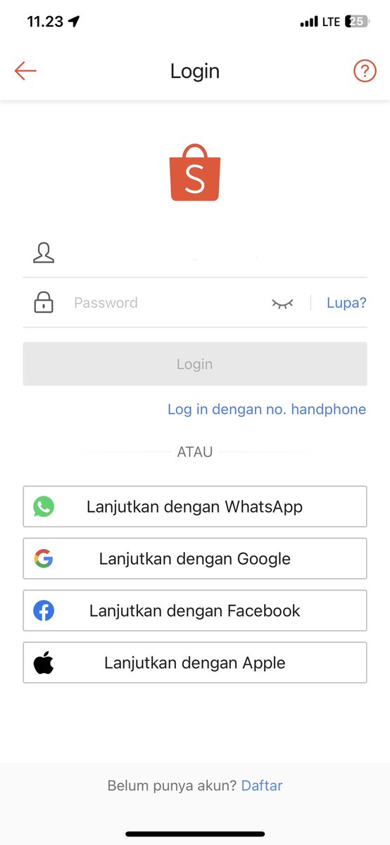 rikyrich8's tweet photo. Tiba-tiba Shopee kelogout sendiri Akunnya. Shopee error sepertinya. Boleh diinfokan, Min ? @ShopeeID #ShopeeError #ShopeeTrouble https://t.co/mQWqcxpDNe