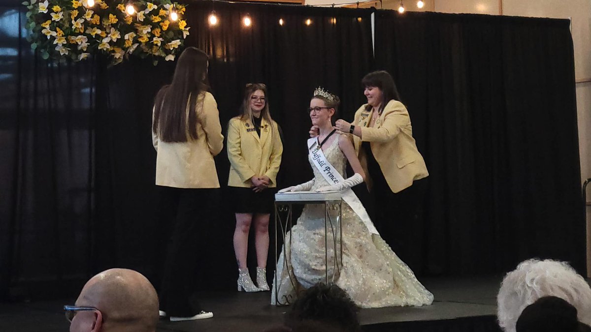 OrtingCards's tweet photo. Anna Kuepker is officially a Daffodil Princess! The Daffodil Princess Promenade! https://t.co/bhjkw1JbTC