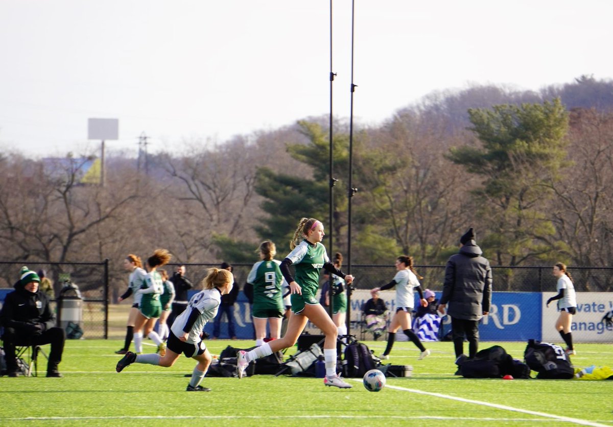 EllnerAvery's tweet photo. Weekend road trip 🚘 to Louisville for friendlies and another shut out weekend for our defense. 4-0 win vs Cincinnati United Premier &amp; 2-0 win vs Racing Louisville. #slsgecnl #SLSGNavy @SLSGECNLGirls https://t.co/832jxePTSs