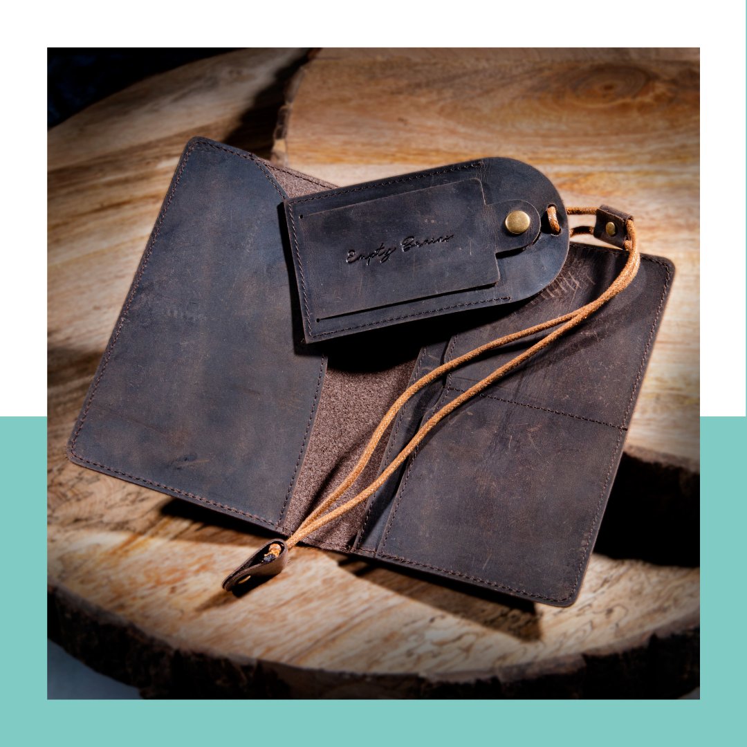 GiboxOnline's tweet photo. Whiplash Leather Passport Holder with Travel Tag
A classic expression of your elegant personality.
Buy Now: https://t.co/B0e244xuiJ
#stylish #passportholder #traveltag #leather #buynow #giboxonline #traveldiaries #travelblogger #travelblog #travelaccessories #travelthings https://t.co/iBGCNMosvU