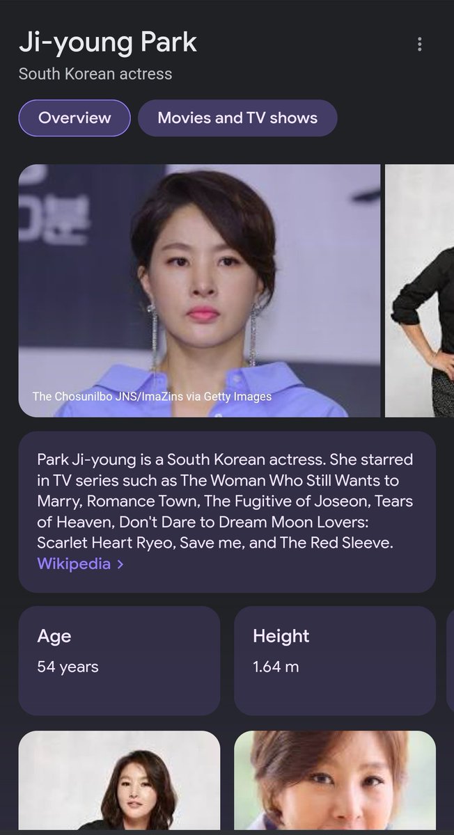 @yainsz Lee Ha Eum is her stage name, her real name is Park Jiyoung. There's already a veteran actress with that name. As of why Haeum goes with Lee instead of Park is yet unknown, my assumption is she wants to differentiate herself from her sister (?) That's what Gong Seungyeon did iirc