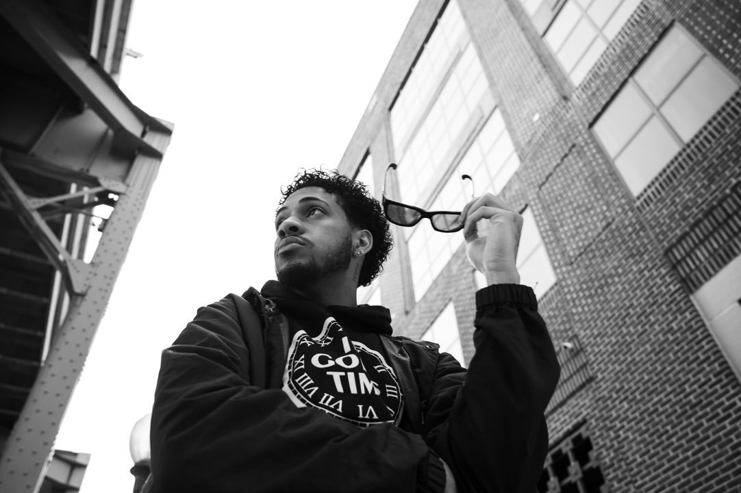ReyAc3x's tweet photo. February 24th a new single coming out, by yours truly 🖤🌎 https://t.co/aJFaERjf2M