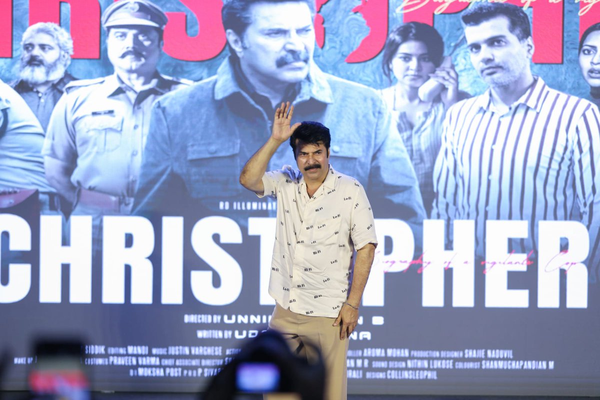 CineSafari's tweet photo. Glimpse from the promotion of #Christopher at Lulu Mall, Kochi.
#Mammootty #AishwaryaLekshmi #ShineTomChacko #DileeshPothan
#ChristopherOnFeb9
#ChristopherMovie https://t.co/J2PGqFzoHU