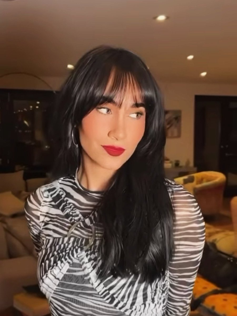 lo de aitana no tiene sentido chicos esa cara es literalmente perfecta