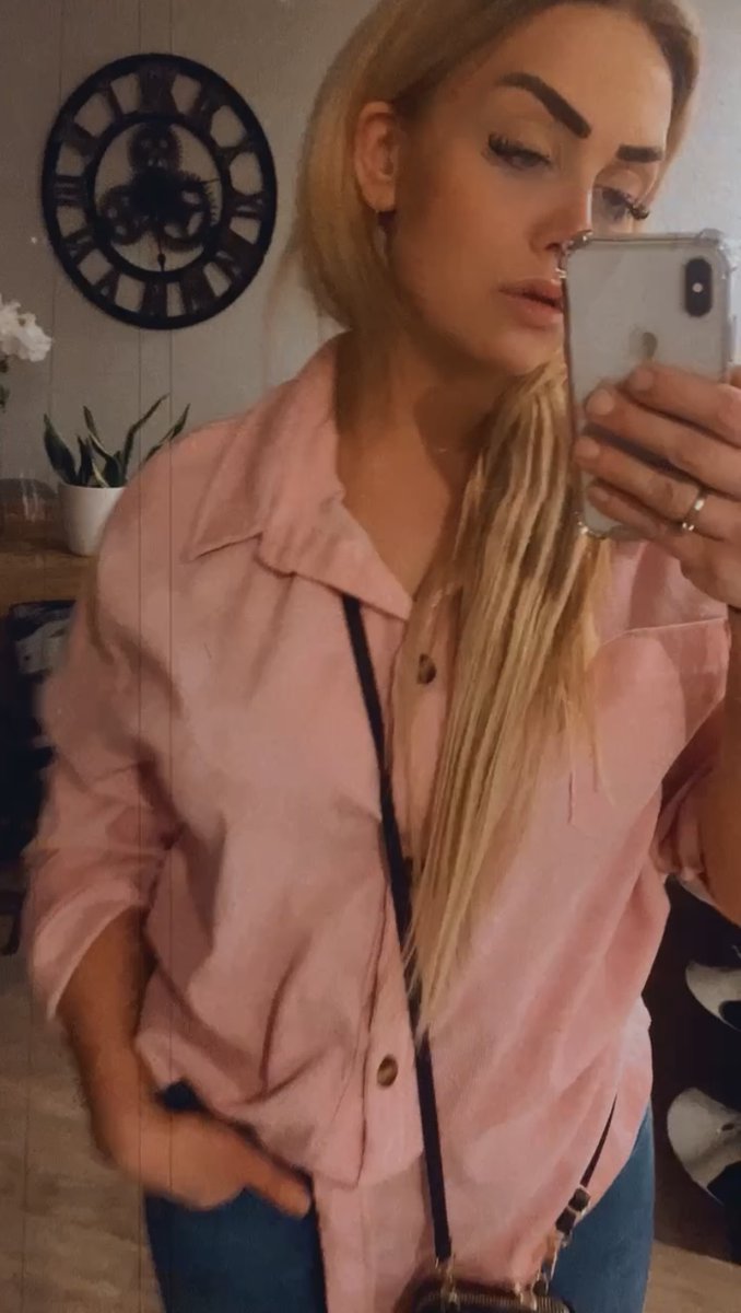 KellyMilanababy's tweet photo. Would you date me ?

RT 💦
Join my VIP for 70% OFF or my FREE page and you will get gift🔥
✨LINK here👇
https://t.co/hAi1jRqHvL https://t.co/2XmodSo9OD