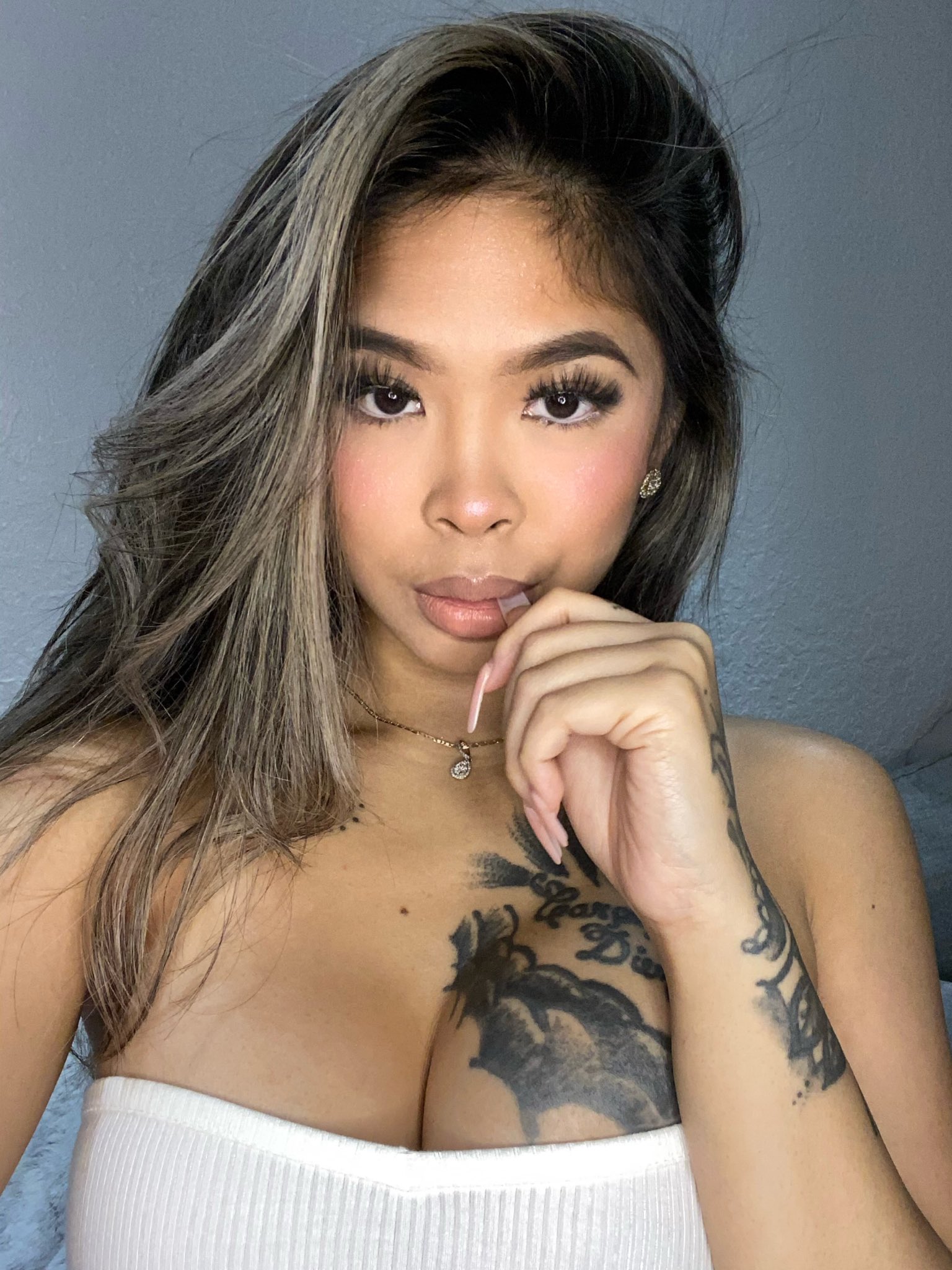 Athena Watt on Twitter: "Let me love you. https://t.co/sdIY2sQC91