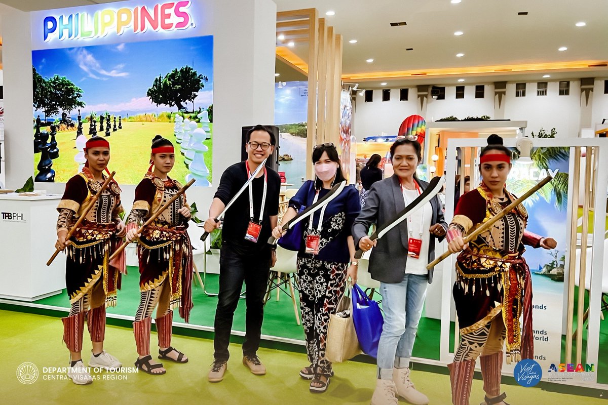 DOTcvisayas's tweet photo. it showcases our diversely rich natural and cultural heritage at the ASEAN Tourism Forum(ATF) 2023, Jogja Expo Center in Yogyakarta, Indonesia from February 2-6, 2023.
#FMA7 #VisitCentralVisayas #VisitPhilippines #DOTPh #TPBGovPh #ATF2023 #ASEANTourismForum2023
#tpbgovph https://t.co/WAI3HQRMWn